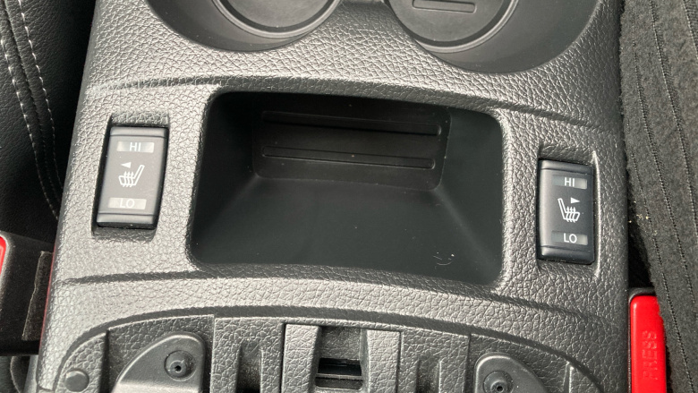 Nissan Qashqai 1.6 DiG-T Tekna 5dr Petrol Hatchback